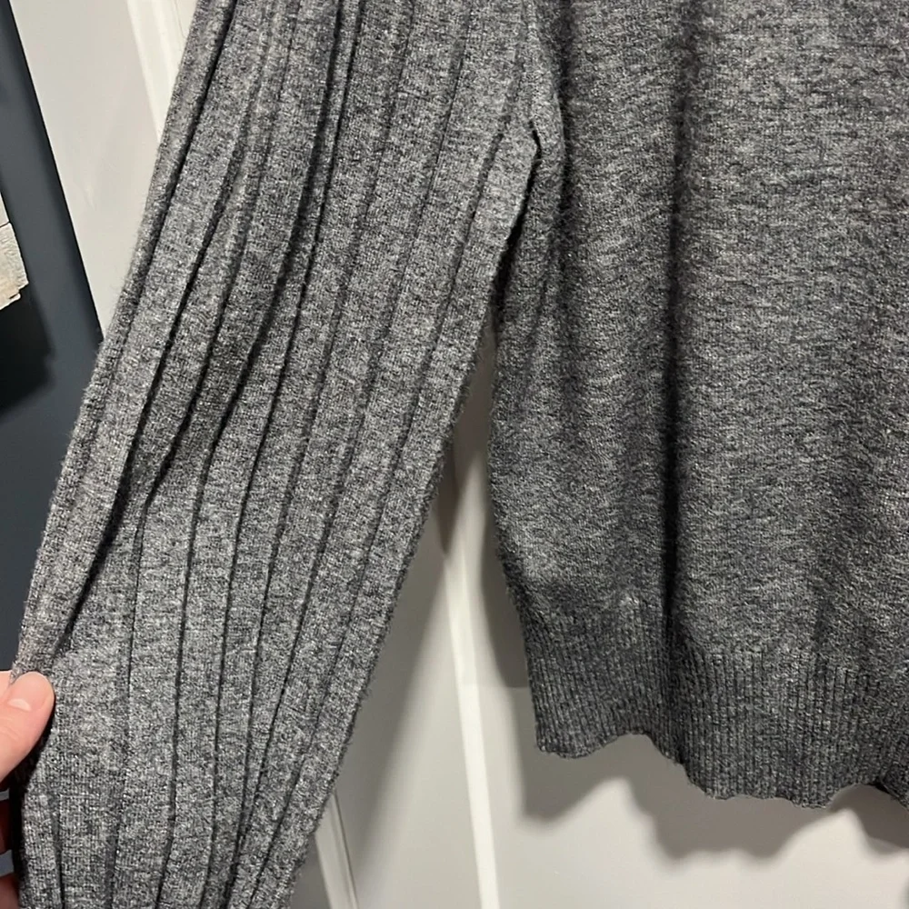 Ann Taylor LOFT Pleated Balloon Sleeve Soft Wool Blend Sweater